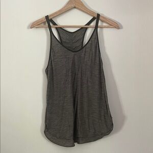lululemon athletica olive green size 8